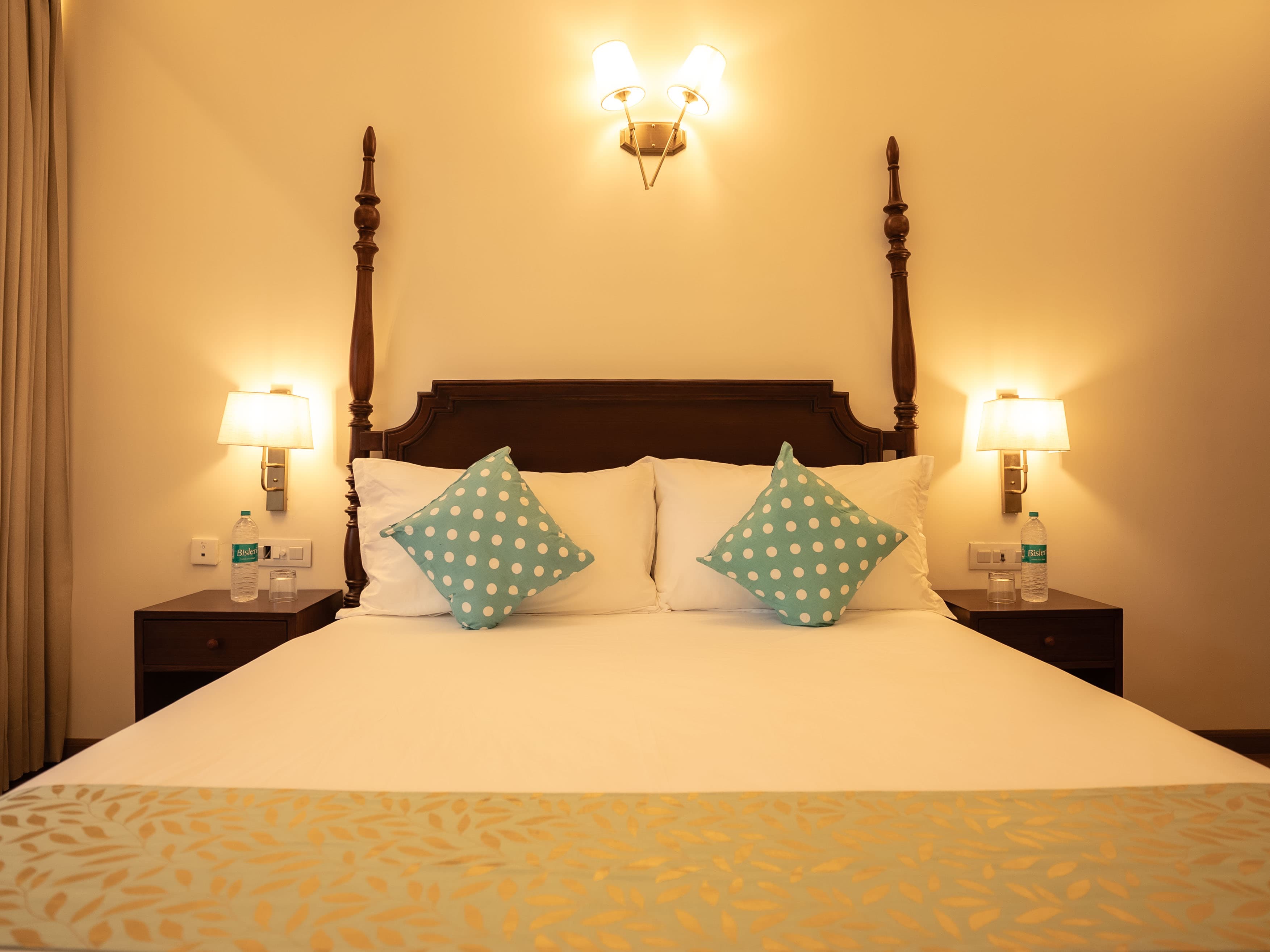Signature Ganga Deck Room interior view 2
